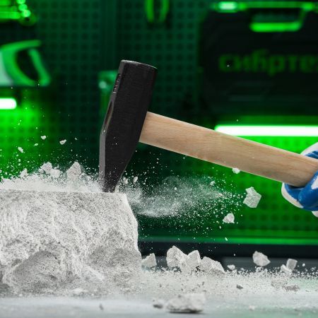 Молоток слесарный 1000 г, квадратный боек, деревянная рукоятка Сибртех