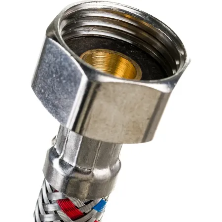 Гибкая подводка для воды Gigant P-40-GG