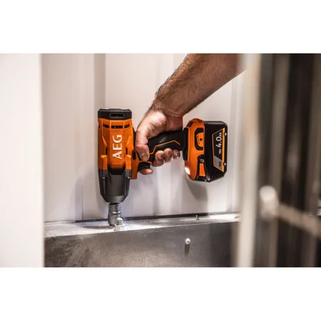 Ударный гайковерт 18В AEG