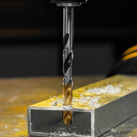 Сверло спиральное по металлу 9 x 125мм, Р6М5, Golden Tip, многогранная заточка Denzel