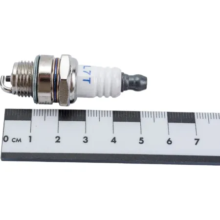 Свеча зажигания Gigant TF5225CSE