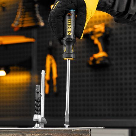 Отвертка, SL8x150 мм, S2, 3к рукоятка Denzel