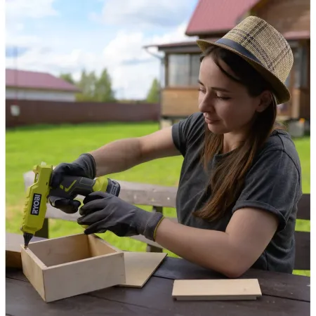Клеевой пистолет ONE+ R18GLU-0 Ryobi