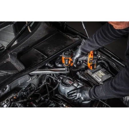 Ударный гайковерт BSS18S12BL2-0 AEG