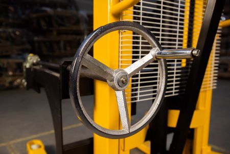 Штабелер-бочкокантователь гидравлический 0,5 т 1,6 м TOR WDS500-1600