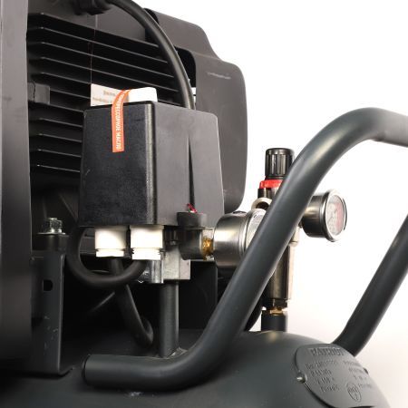 Компрессор поршневой ременной PATRIOT KRX 950 L100 D