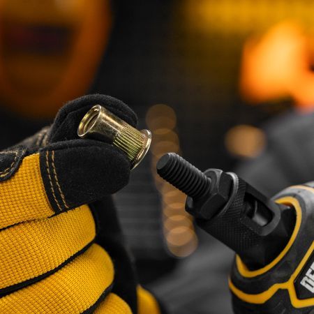 Заклепки резьбовые, стальные, оцинкованные, М10, пластиковый кейс, 35 шт. Denzel