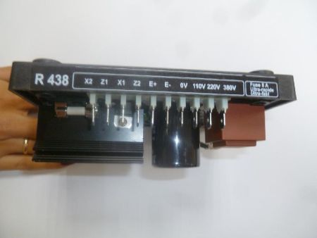 Регулятор напряжения Leroy-Somer R438/ R438 AVR
