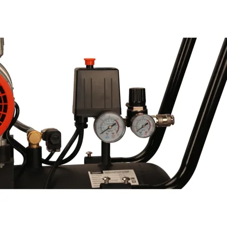 Безмасляный малошумный компрессор Gigant GSWK-100/440