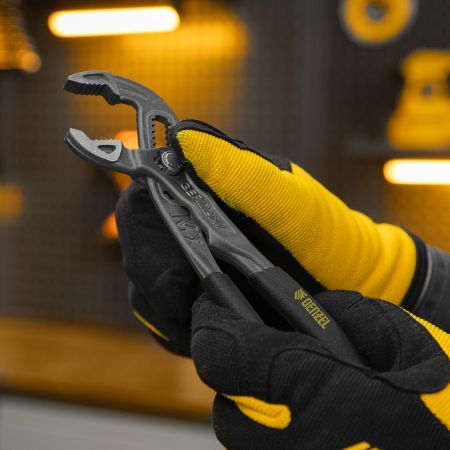 Клещи переставные, кнопочный механизм, обливные рукоятки, 180 мм Denzel