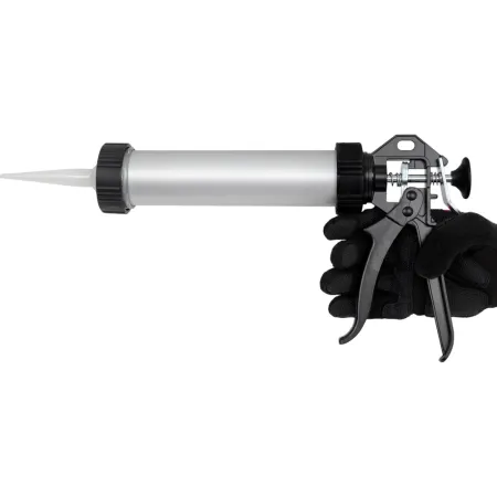 Алюминиевый закрытый пистолет для герметика Gigant GCG-2