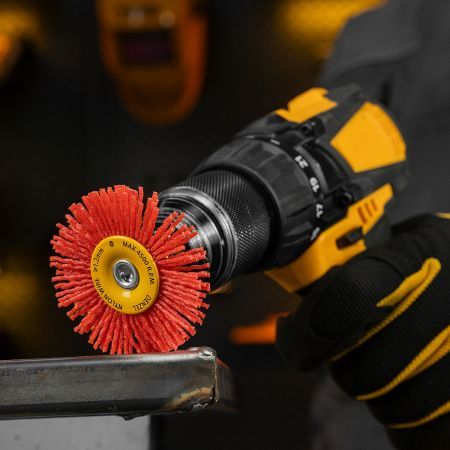 Щетка для дрели, 65 мм, Плоская, со шпилькой, нейлоновая щетина Denzel