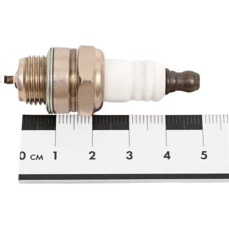 Свеча зажигания для бензобура Gigant SKL5-17