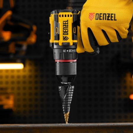 Сверло ступенчатое, 4-6-8-10-12-14-16-18-20-22-24-26-28-30-32 мм, Р6М5, 6-гр. хвостовик Denzel