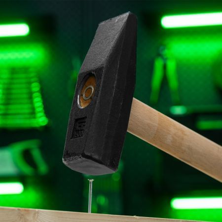 Молоток слесарный 1500 г, квадратный боек, деревянная рукоятка Сибртех