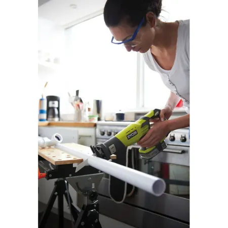 Аккумуляторная сабельная пила ONE+ RRS1801M Ryobi